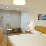 Atticoromantica 4*